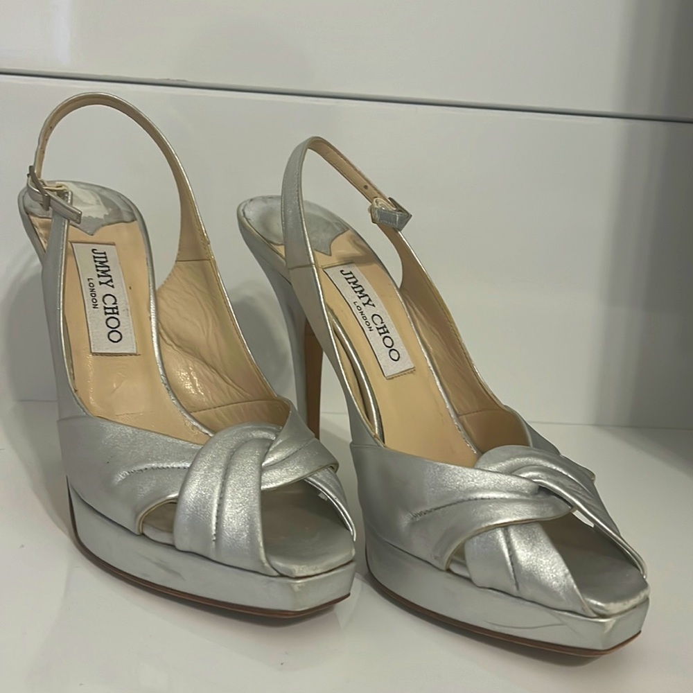 JIMMY CHOO heels- silver (4-6 inches)